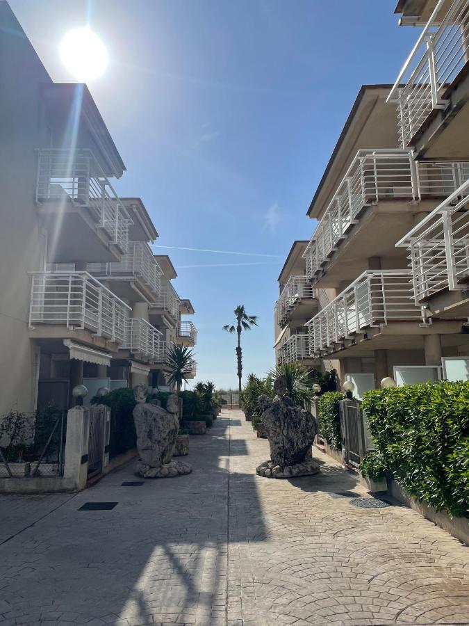 Alpen 1 - Cala Josep I 1Era Linea Apartment Peniscola Bagian luar foto